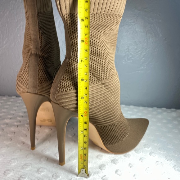 Cape Robbin Chantria Women's Sock Bootie Tan - Picture 16 of 16